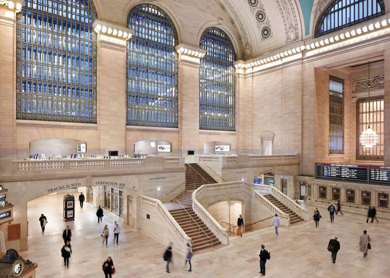 Das New Yorker Grand Central Terminal wurde am 2. Februar 1913 eingeweiht und ist seitdem der Bahnhof  mit der größten der Gleisanzahl der Welt. Seit 2011 betreibt Apple auch dort einen eindrucksvollen Store. (Bild: Apple)