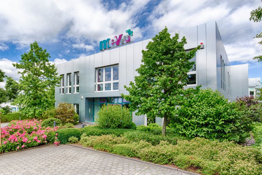 MEV_aussen_2522_HDR ()