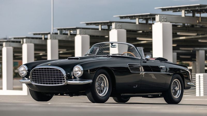 Das 375 America Vignale Cabriolet von 1954 brachte 7,6 Millionen Dollar. (Bild: RM Sotheby's)