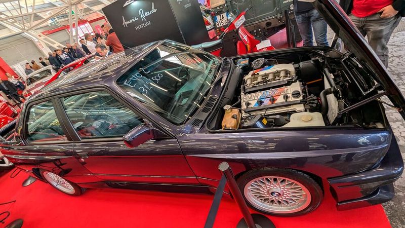 „Bella macchina“ auf bayerisch: ein BMW M3 Evo 2. (Bild: Dominsky – VCG)