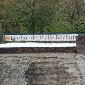In der altehrwürdigen Jahrhunderthalle in Bochum...