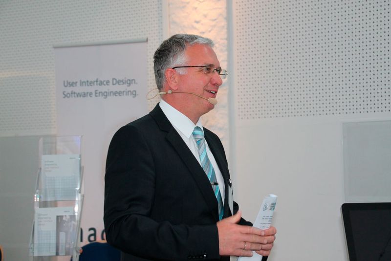 Am 31. Mai 2016 trafen sich rund 100 Experten im Vogel Convention Center in Würzburg, um sich über wichtige Trends und Themen der Industrial Usability zu informieren. Die Referenten zeigten auf, wie Unternehmen ihre Kunden mit der richtigen Usability begeistern können und wettbewerbsfähig bleiben. (Sariana Kunze/elektrotechnik)