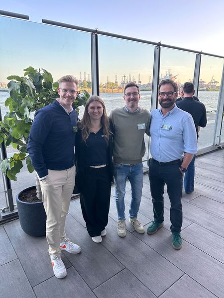 (v. l.) Phillip Blume (ACER), Tanja Knorr (Systeam), Bastian Brinkman (Office Partner) und Christian Gehrke (ACER) hatten einen wertvollen gemeinsamen Tag. (Bild: Vogel IT-Medien)