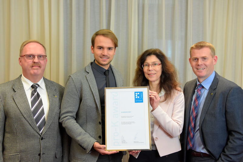 Die Allit AG Kunststofftechnik mit Norbert Dick, Benedikt Emrich, Elke Schütthof und Jochen Kallinowsky bekam den pro-K award für ein pfiffigen Service- und Montagekoffer aus PC, PS, ABS und TPE namens Proserve. (pro-K)