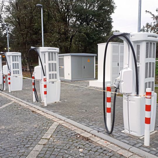 Der Ausbau der Ladeinfrastruktur müsste Fahrt aufnehmen, damit eine Million Ladestellen im Jahr 2030 bestehen.(Bild:  sp-x)