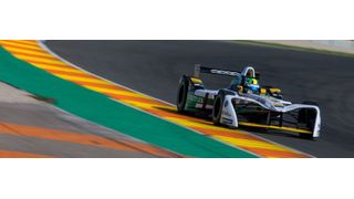 Der neue Audi e-tron FE04: Titelverteidiger Lucas di Grassi liefert positive Testbilanz. (Audi Communications Motorsport)