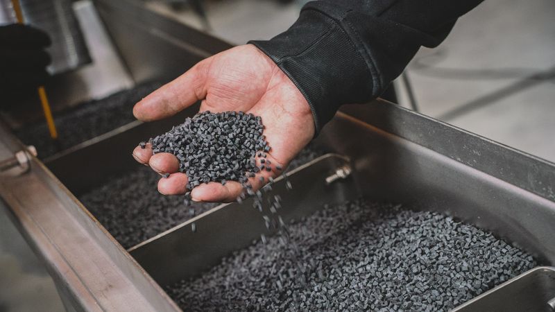 Neue PEKK-Hochtemperatur-Compounds erweitern die Einsatzgrenzen thermoplastischer Kunststoffe.(Bild:  Barlog Plastics)