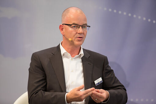 Peter Eck, Sales-Chef von Blue Yonder, stellte das Geschäftsmodell des Big-Data-Spezialisten vor. (AlexSchelbert.de)