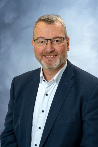 Thomas Drescher, Leitung Vorentwicklung und Fahrzeugbeurteilung im Bodysystem bei der Volkswagen AG in Wolfsburg sagt: „Gerade jetzt, in Zeiten von steigendem Wettbewerbs- und Kostendruck in der Automobilindustrie, ist es wichtiger denn je, gemeinsam Lösungen zu entwickeln und sich zu vernetzen.“  (Bild: Volkswagen AG)