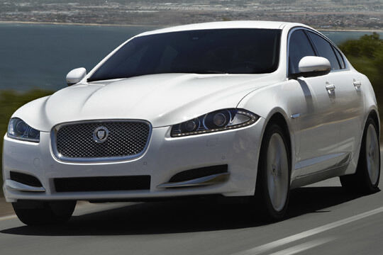Im neuen XF verbaute Jaguar zum ersten mal eine Start-Stopp-Automatik. (Jaguar)