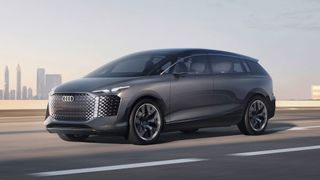 Die Studie ist 5,51 Meter lang, 2 Meter breit und knapp 1,80 Meter hoch.  (Bild: Audi)