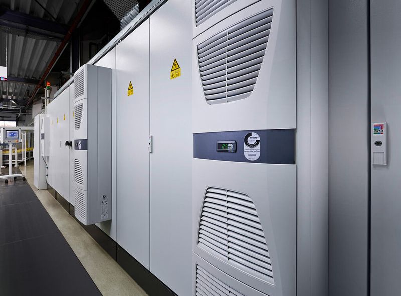 Die Kühlgeräte von Rital sind vom TÜV zertifiziert. (Rittal)