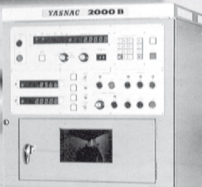 1973: CNC-System Yasnac mit Mikroprozessoren. (Bild: Yaskawa)