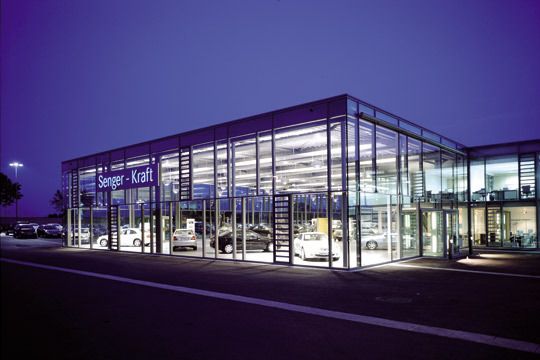 Seit 2005 steht der Neubau in Weimar. Die Senger Automobile GmbH hält die Mehrheitsanteile an der Firma Senger-Kraft. (Archiv: Vogel Business Media)