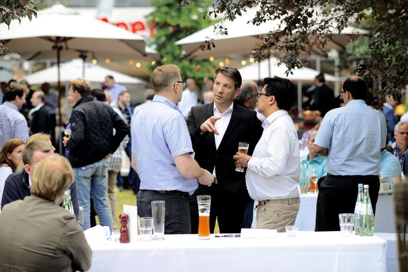 Es blieb genug Zeit für das Networking mit Partnern.  (Avaya)