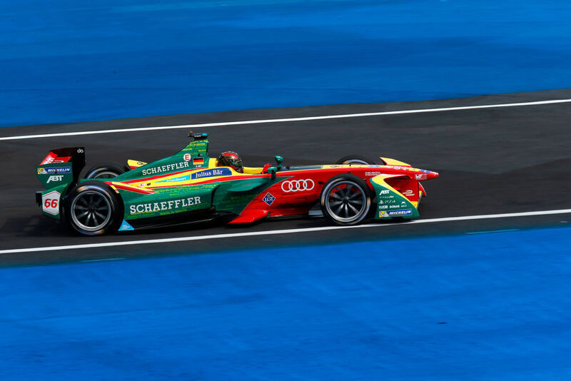... denn Lucas di Grassi und Tabellenführer Sébastien Buemi trennen in der Gesamtwertung lediglich fünf Punkte. (Audi)
