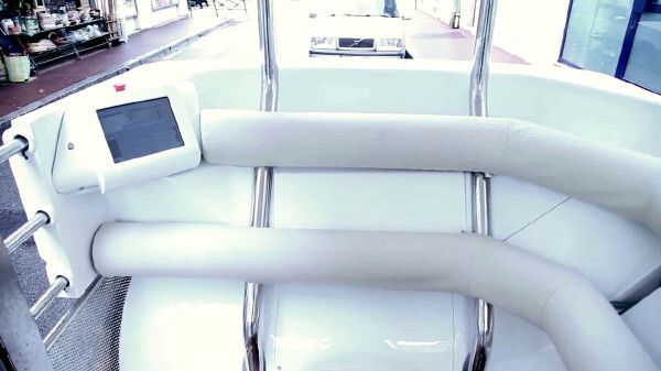 Einen solchen fahrerlosen Shuttlebus von Induct Technologies wollen Forscher der Nanyang Technological University nun in Singapur in Bertrieb nehmen (Foto: Induct Technology)