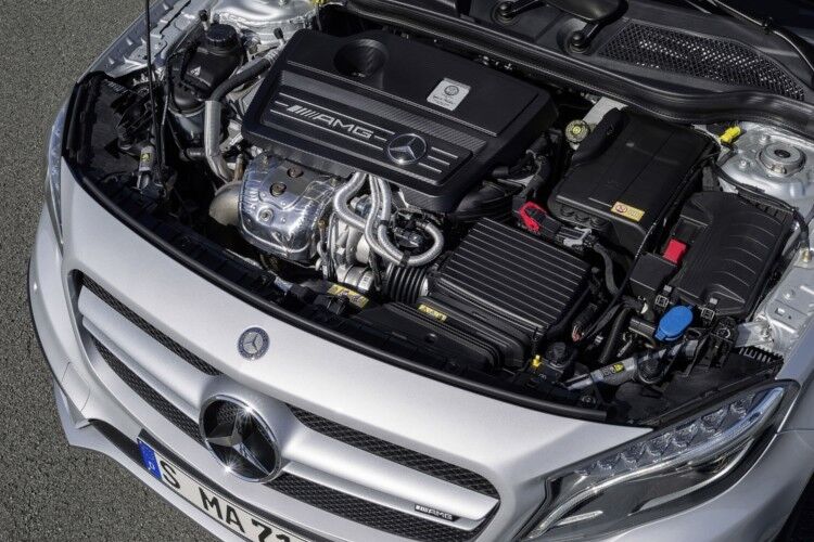 Das Aggregat nennt Daimler den „stärksten in Serie produzierten Vierzylindermotor der Welt“. Er beschleunigt den GLA in 4,8 Sekunden auf 100 km/h. (Foto: Daimler)