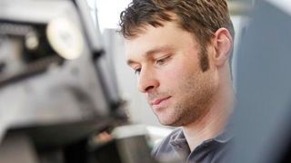 Beim EMO Safety Day am 19. September in Hannover demonstrieren Experten aus unterschiedlichen Blickwinkeln, wie hoch das Sicherheitsniveau bei Werkzeugmaschinen mittlerweile ist.  (Vollmer Werke, Biberach)