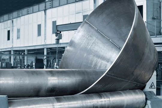 Not everyone can produce something like this precisely from safety steel. But this is the expertise of Thyrolf & Uhle. And because they know how to do this, the company has now been taken over by Salzgitter AG in order to strengthen the defence sector.(Source:  Thyrolf & Uhle)