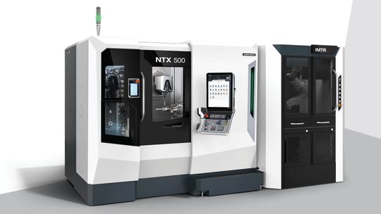 Die NTX 500 mit IMTR von DMG Mori realisiert eine produktive 6-Seiten-Komplettbearbeitung von anspruchsvollen Implantaten oder orthopädischen Instrumenten.(Bild:  DMG Mori)