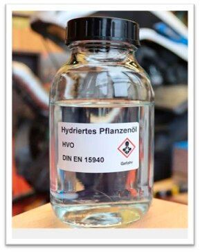 Treibstoff der Zukunft? Hydriertes Pflanzenöl (HVO, Hydrotreated Vegetable Oil) ist ein synthetischer Dieselkraftstoff, der durch die Hydrierung pflanzlicher Öle und Fette entsteht. (Bild: Saacke)