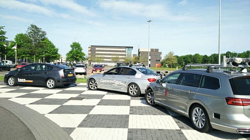 Von der Gebäudeautomation bis zum autonomen Fahren werden hochgenaue Positions- und Sensordaten für smarte Objekte der IoT-Welt generiert.  (Zigpos)