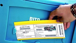 Bild 1: Bei der Kanban-Karte sollte die Materialnummer in zwei Achsen und, als Barcode oder Transponder, auch elektronisch lesbar sein. Bild: Lepros (Archiv: Vogel Business Media)