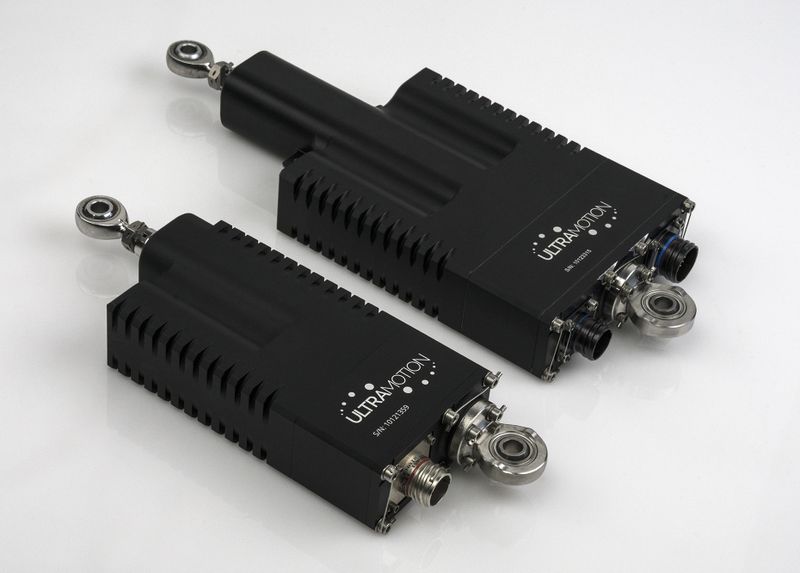 Die L-Serie bietet hochpräzise lineare Positionierung mit maximaler Regelsteifigkeit und optionaler Systemredundanz und eignet sich für sicherheitskritische, präzise Linearbewegung z. B. in der Flugsteuerung.  (Bild: Ultra Motion)