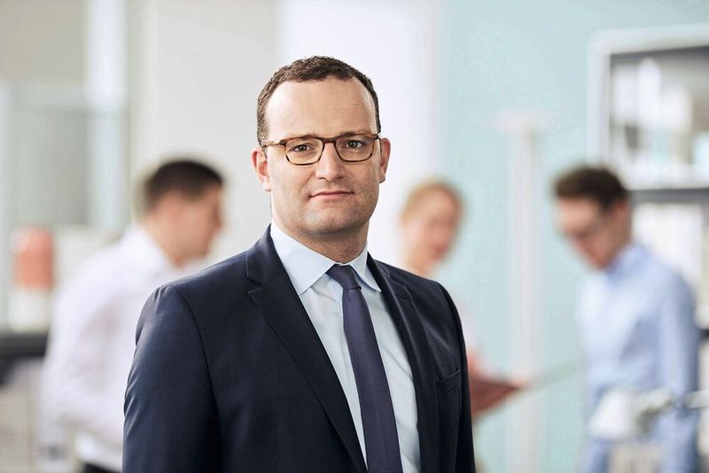Gesundheitsminister  Jens Spahn: „E-Health- Entwicklungen sind unaufhaltsam auf dem Vormarsch. Es ist mir ein wichtiges Anliegen, digitalen Innovationen den Zugang zum System zu ermöglichen.“ (Bild: Jens Spahn)