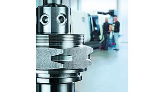 Fertigungsbetriebe in Europa müssen ihre Wettbewerbsfähigkeit durch effiziente und ressourcenschonende Prozesse sowie optimale Ausnutzung ihrer Kapazitäten sichern. Ein leistungsfähiger CNC-Standard erleichtert diese Aufgabe und bietet einen einfachen Zugang zu praxisgerechten Innovationen. (Bild: Siemens)