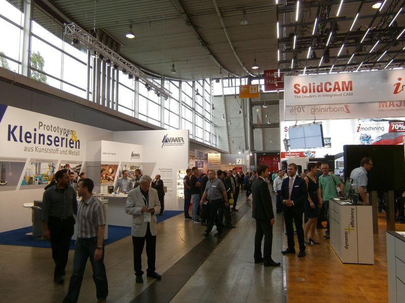 Einige Impressionen von der Moulding Expo-Premiere. (Bild: Königsreuther)