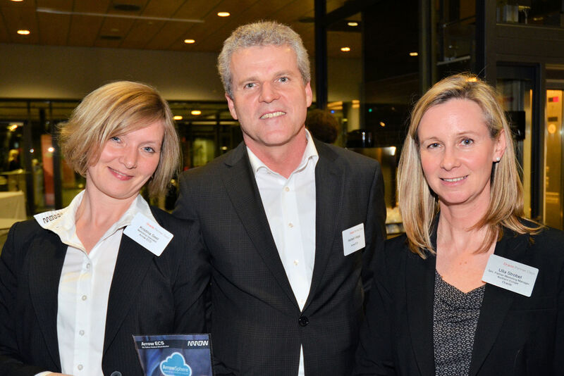 Kristina Seel (l.), Herbert Varga (beide Arrow ECS) und Ulla Strobel (Oracle). (Bild: Michael Hase / IT-BUSINESS)