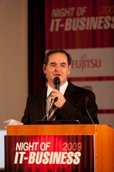 Werner Nieberle Geschäftsführer der Vogel IT-Medien eröffnet die Night of IT-BUSINESS (Archiv: Vogel Business Media)