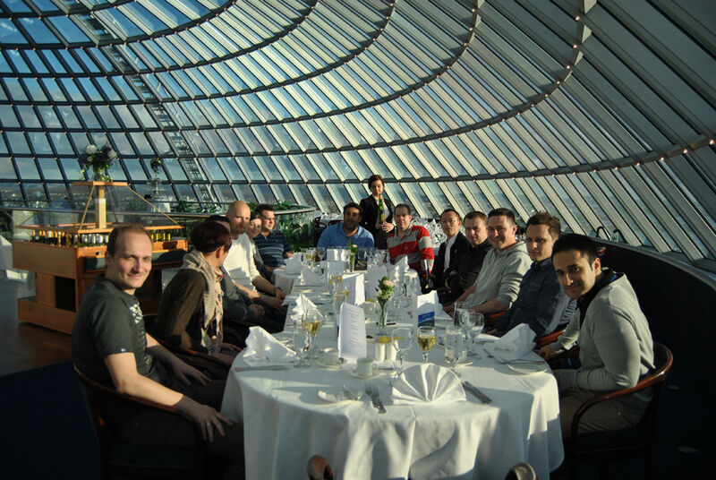 Gruppenbild im „Perlan“ Restaurant, Reykjavik (Archiv: Vogel Business Media)