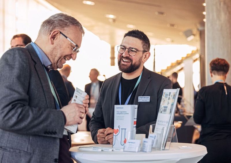 Beratungsunternehmen, Labore, Prüfgesellschaften, Benannte Stellen oder Anbieter digitaler Lösungen: Mehr als 30 Aussteller zeigten bei der Regularia, welche Unterstützung sie den Medizintechnik-Unternehmen geben können. (Bild: MedicalMountains GmbH/Eric Wetzel)