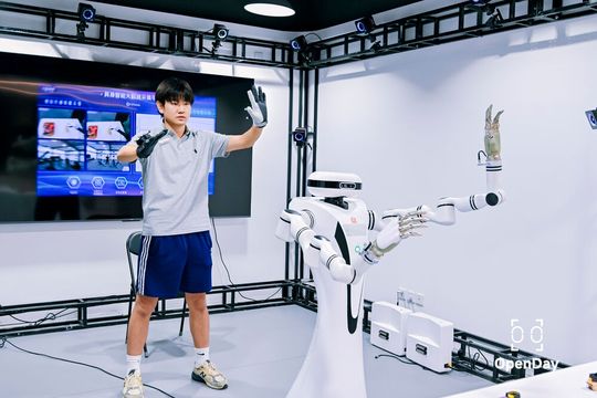 With the release of RealSource, RealMan Robotics aims to break down data silos and advance research in the field of AI-powered robot control.(Image: RealMan)