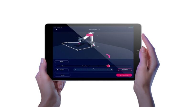Der Digitale Zwilling eines Roboters visualisiert den vom Tracepen angelernten Pfad auf einer iPad-App. (Wandelbots)