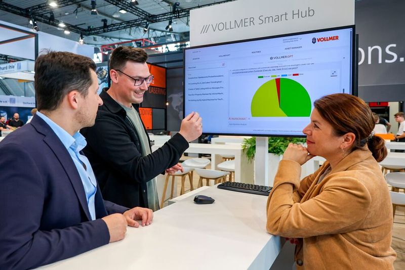 Und Vollmer machte auf der Grindinghub klar, wie künstliche Intelligenz zur Auswertung von Maschinen- und Produktionsdaten herangezogen werden kann. (Bild: VDW / U. Regenscheit)