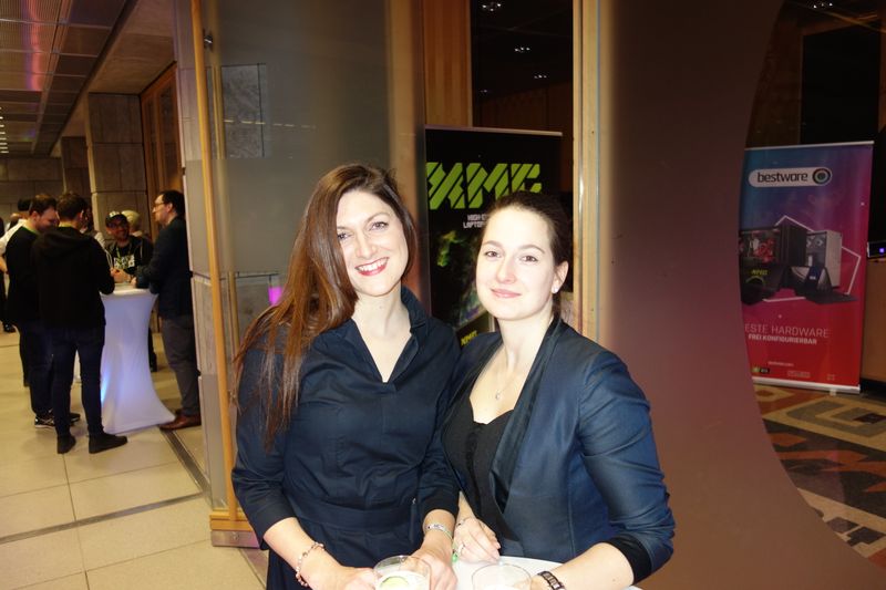 (r.) Michaela Schmand und Susanne Opitz, EWERK RZ. (Bild: IT-BUSINESS)