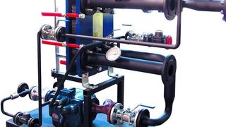 Alle Standardkomponenten optimal dimensioniert und kombiniert: Easiheat Wärmeübertragerstation mit Dampf-Plattenwärmetauscher (Archiv: Vogel Business Media)