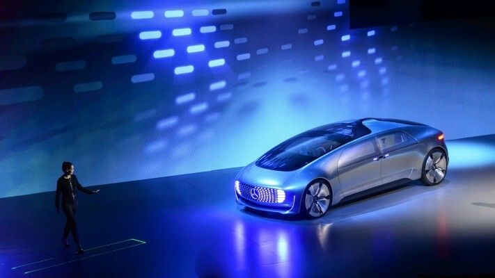 Der Mercedes-Benz F 015 Luxury in Motion: Vorbote einer Mobilitätsrevolution  (Mercedes-Benz)