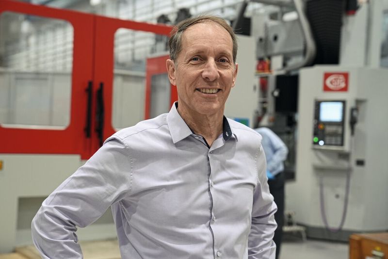 «Wir entwickeln hier in Vuadens die genauesten Werkzeugmaschinen der Welt.» Jean-Daniel Isoz, Managing Director, Starrag Vuadens SA  (Bild: Matthias Böhm)