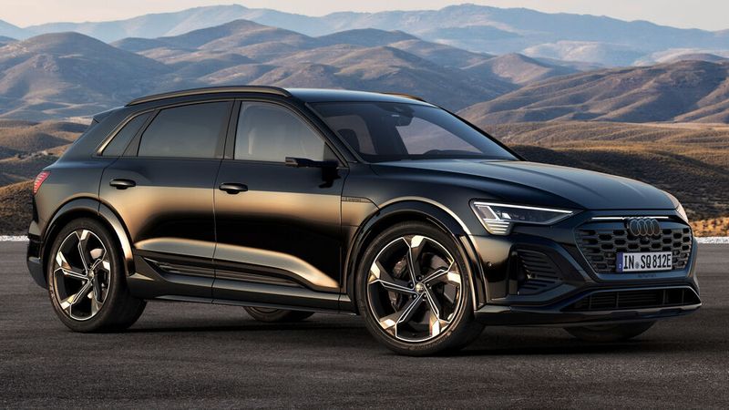 Das 2,7-Tonnen-Schiff erreicht in 4,5 Sekunden die Marke von Tempo 100. (Bild: Audi)