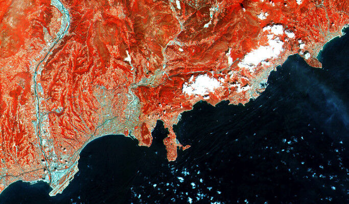 This close-up of France’s southern coast from Nice airport (lower left) to Menton (upper right) is a subset from the first image. This false colour image was processed including the instrument’s high-resolution infrared spectral channel. (Copernicus data (2015)/ESA)