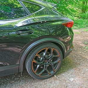 3) Auffällig ist die Kontur über den hinteren Radkästen ...(Bild:  Sven Prawitz)