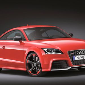 (Audi)