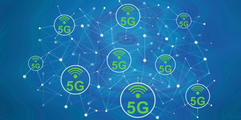 KI, die von einer schnellen und zuverlässigen 5G-Konnektivität unterstützt wird, kann Cyberprogramme verbessern, um Schwachstellen und Bedrohungen zu erkennen, Angriffe auf Daten vorherzusagen und Warnungen und Empfehlungen für Reaktionen nahezu in Echtzeit zu liefern.(Bild:  thodonal - stock.adobe.com)