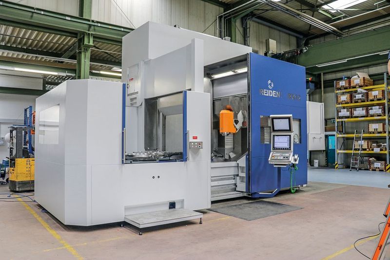 Bei der Entwicklung der  RX 12 waren für Reiden Attribute wie Präzision, Stabilität, Universalität, geringe Aufstellmasse sowie eine einfache und offene Ausbaumöglichkeit in Richtung Automation sehr wichtig. (Reiden)