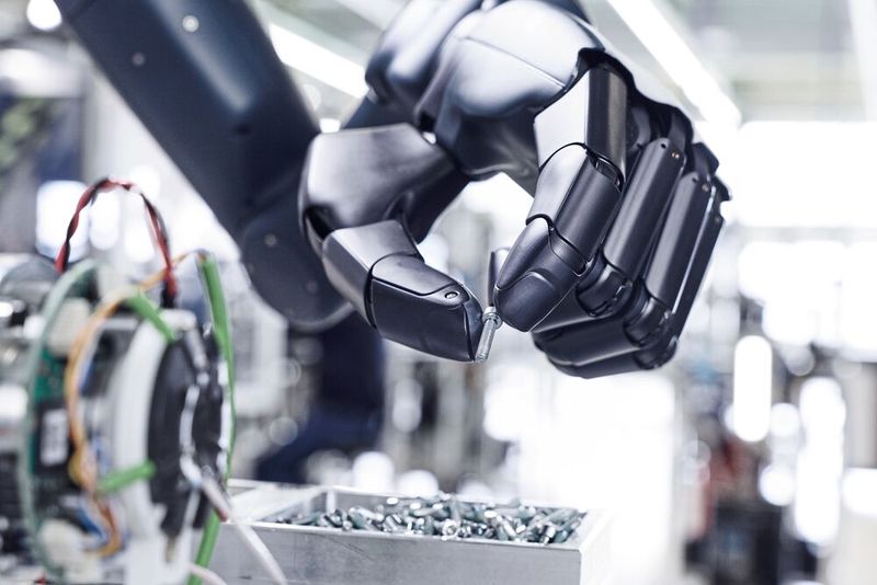 Der Humanoid aus Bayern: Agile Robots will schon 2026 mit dem Agile One einen Roboter für die Industrie auf den Markt bringen. (Bild: Agile Robots)